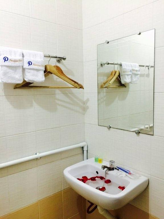 Pandora Motel Rangun Zewnętrze zdjęcie
