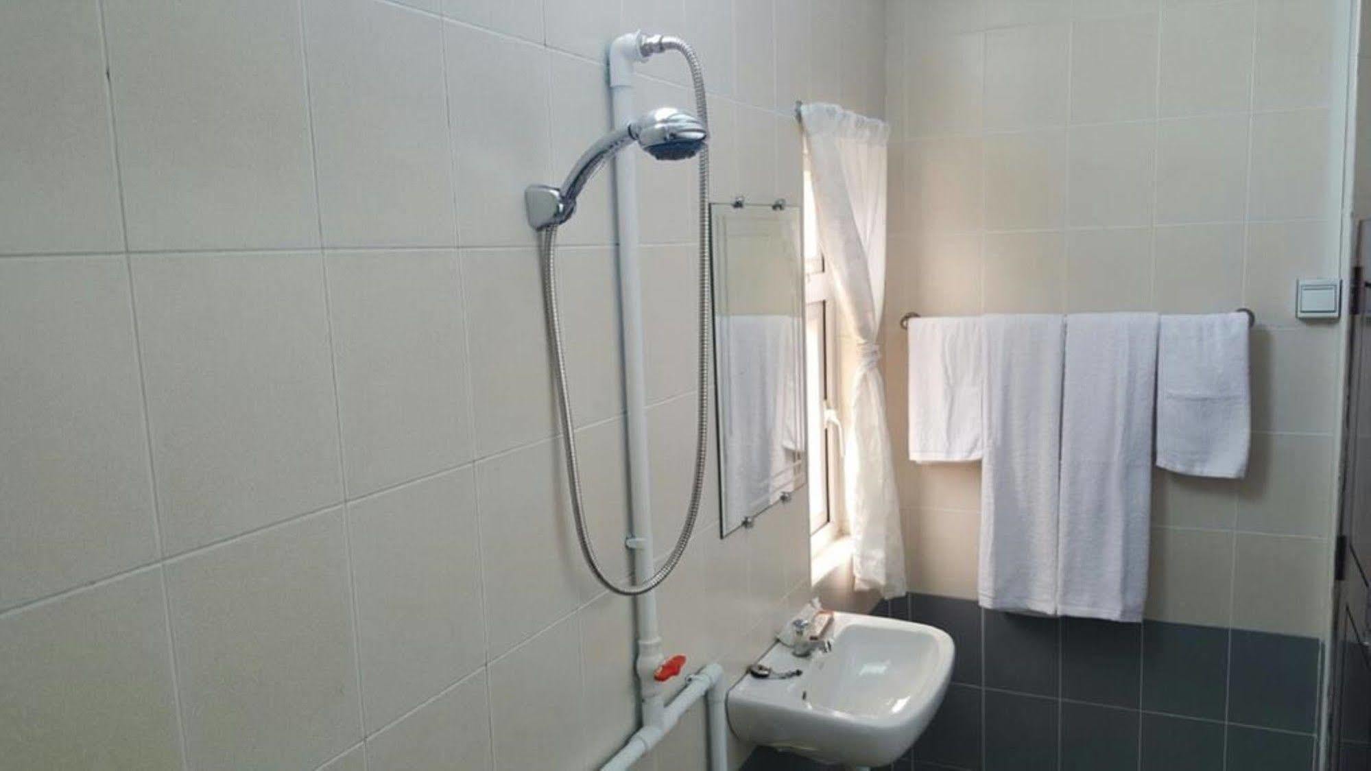 Pandora Motel Rangun Zewnętrze zdjęcie